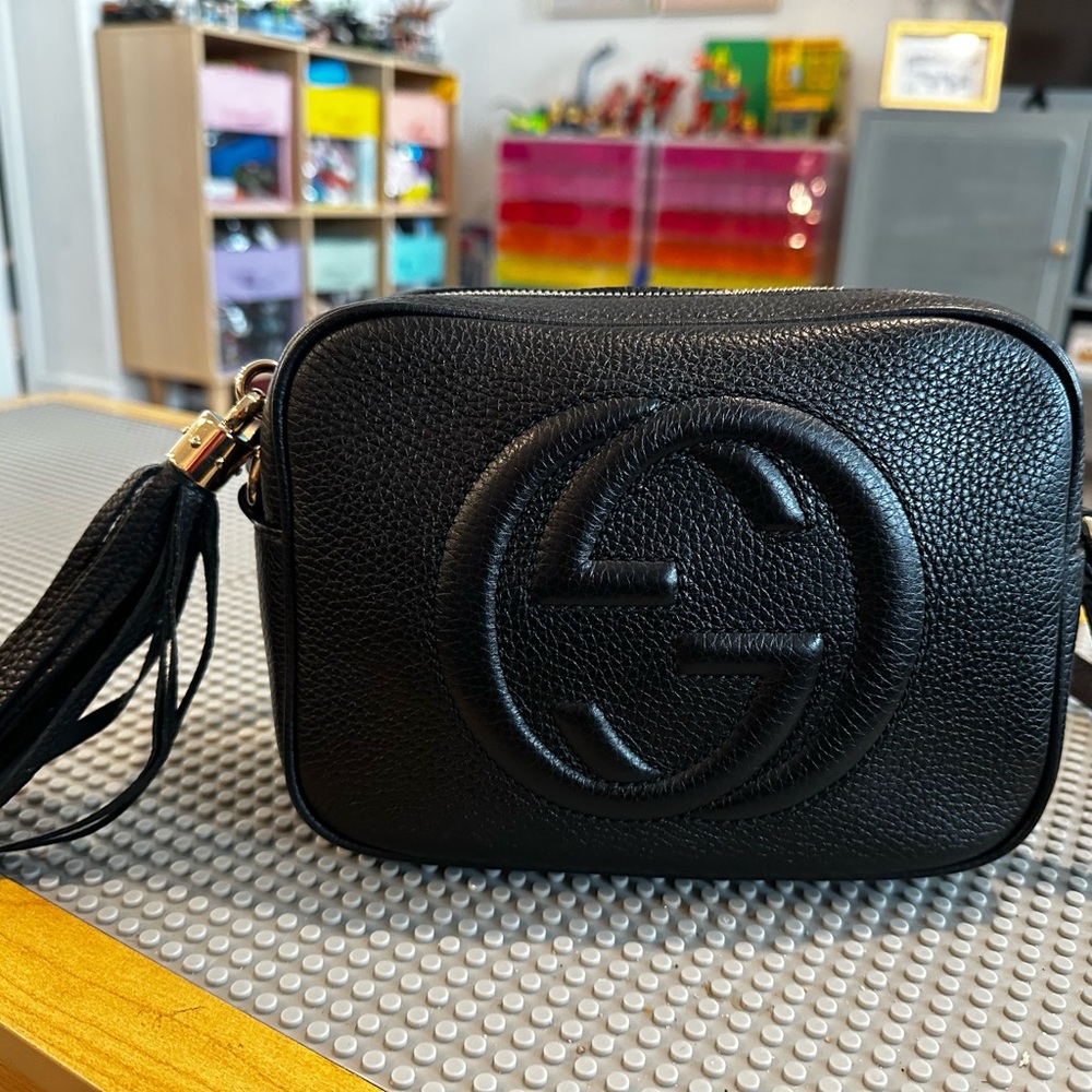 Gucci Black Pebbled Leather ‘SoHo Disco’ Crossbody Bag